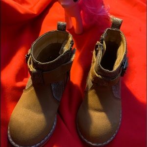 Ankle Boots sz 4, Baby Boots.           - $13